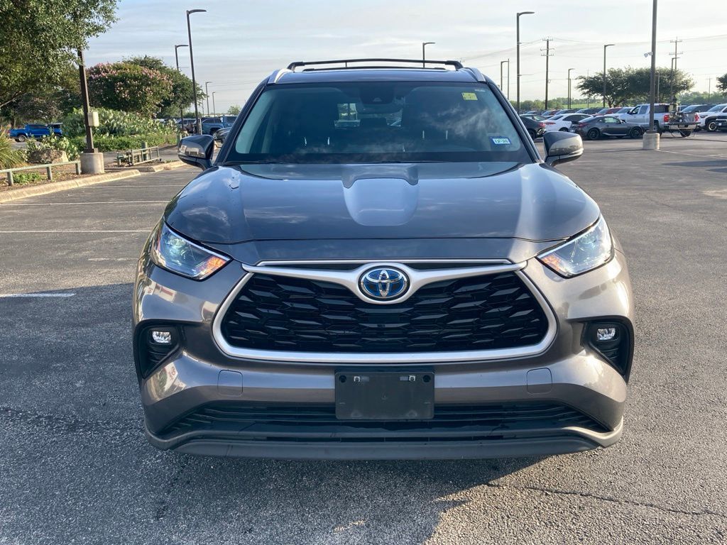 2024 Toyota Highlander Hybrid XLE