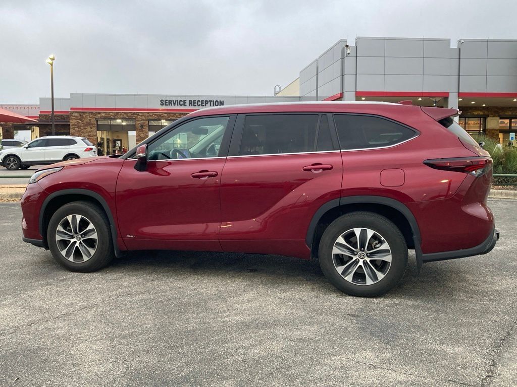 2024 Toyota Highlander Hybrid XLE San Antonio TX