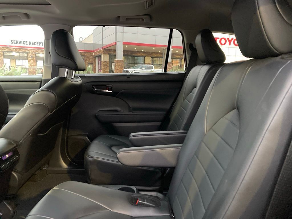 2024 Toyota Highlander Hybrid XLE San Antonio TX