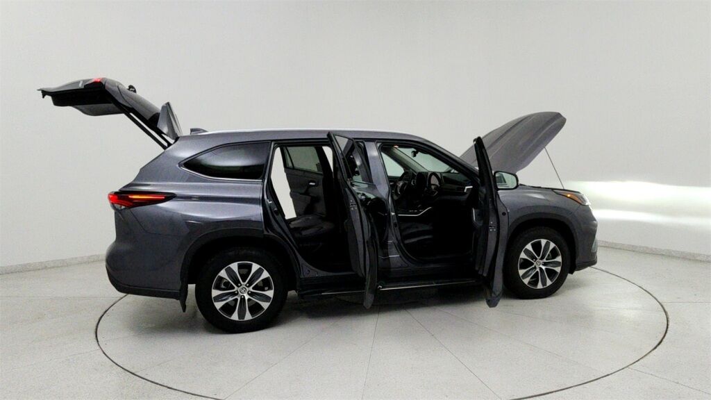 2024 Toyota Highlander Hybrid XLE Laurel MD