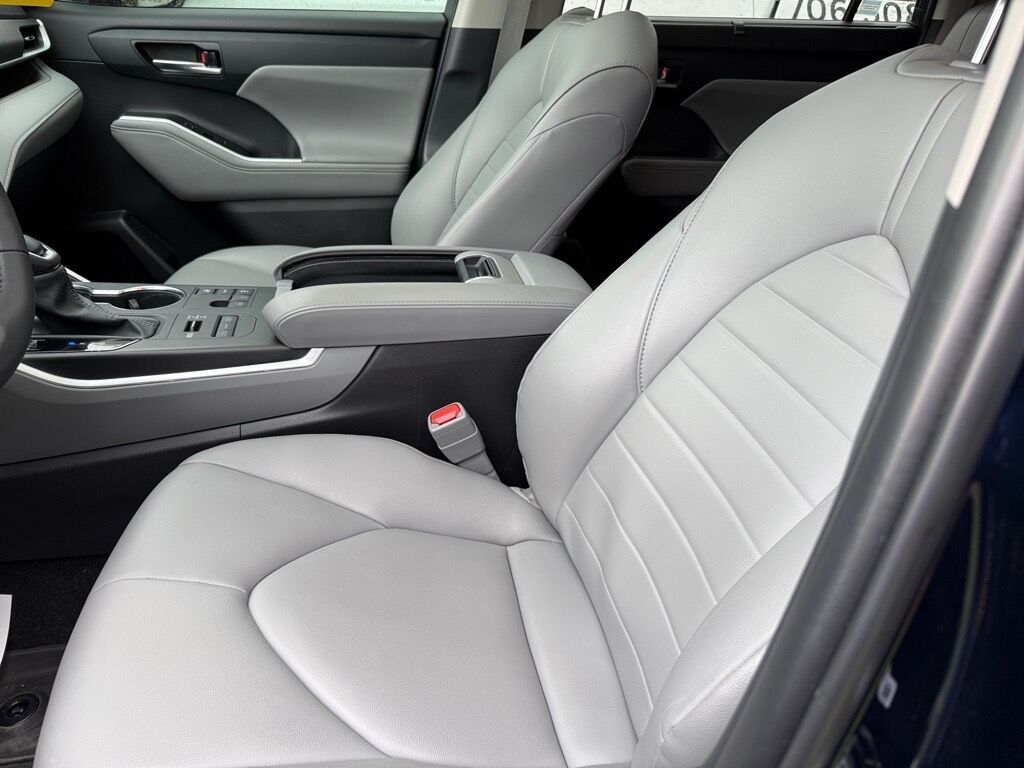 2024 Toyota Highlander LE Chattanooga TN