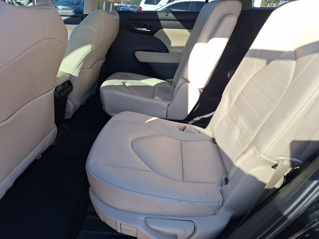 2024 Toyota Highlander LE Hurst TX