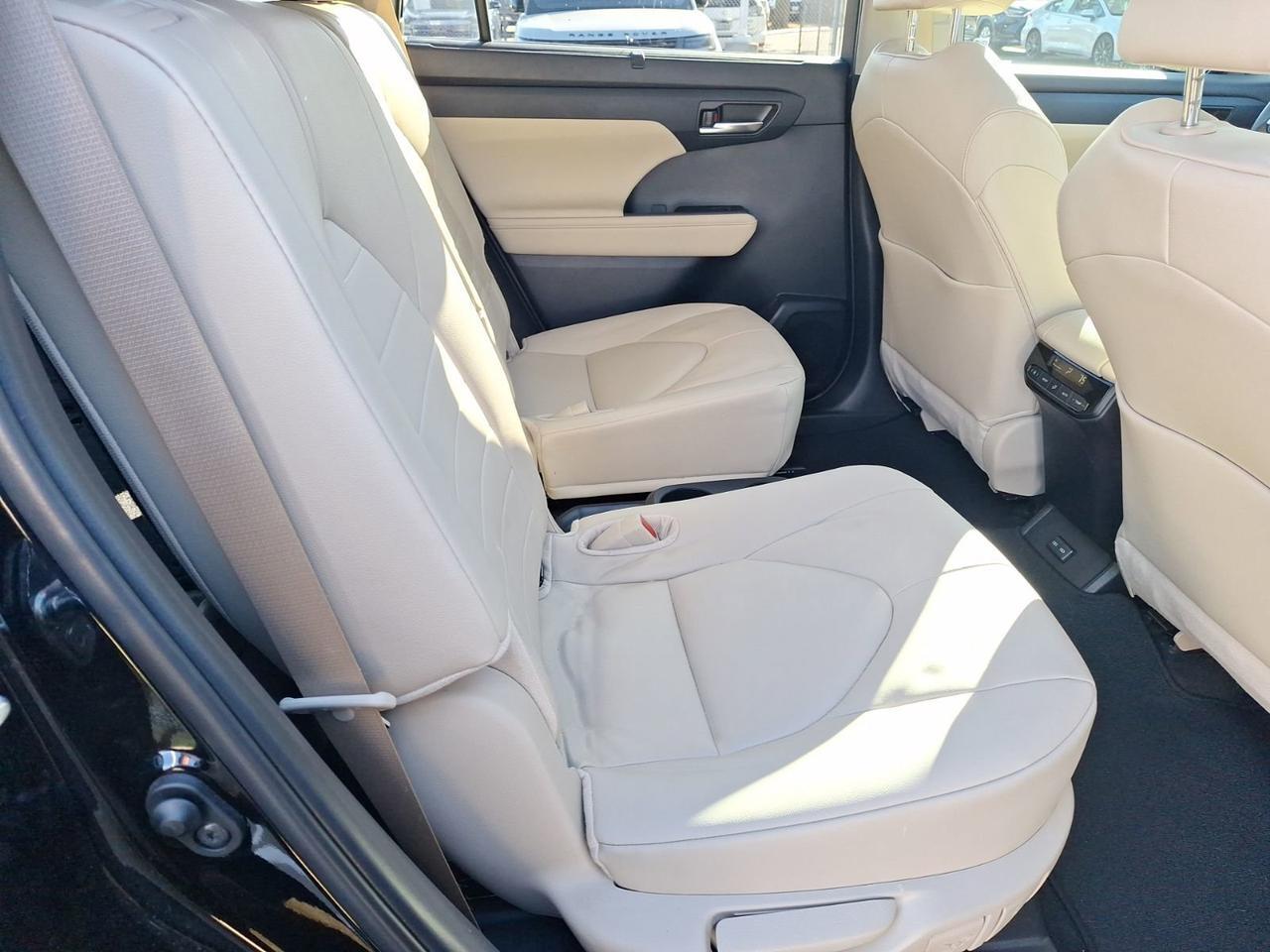 2024 Toyota Highlander LE Hurst TX