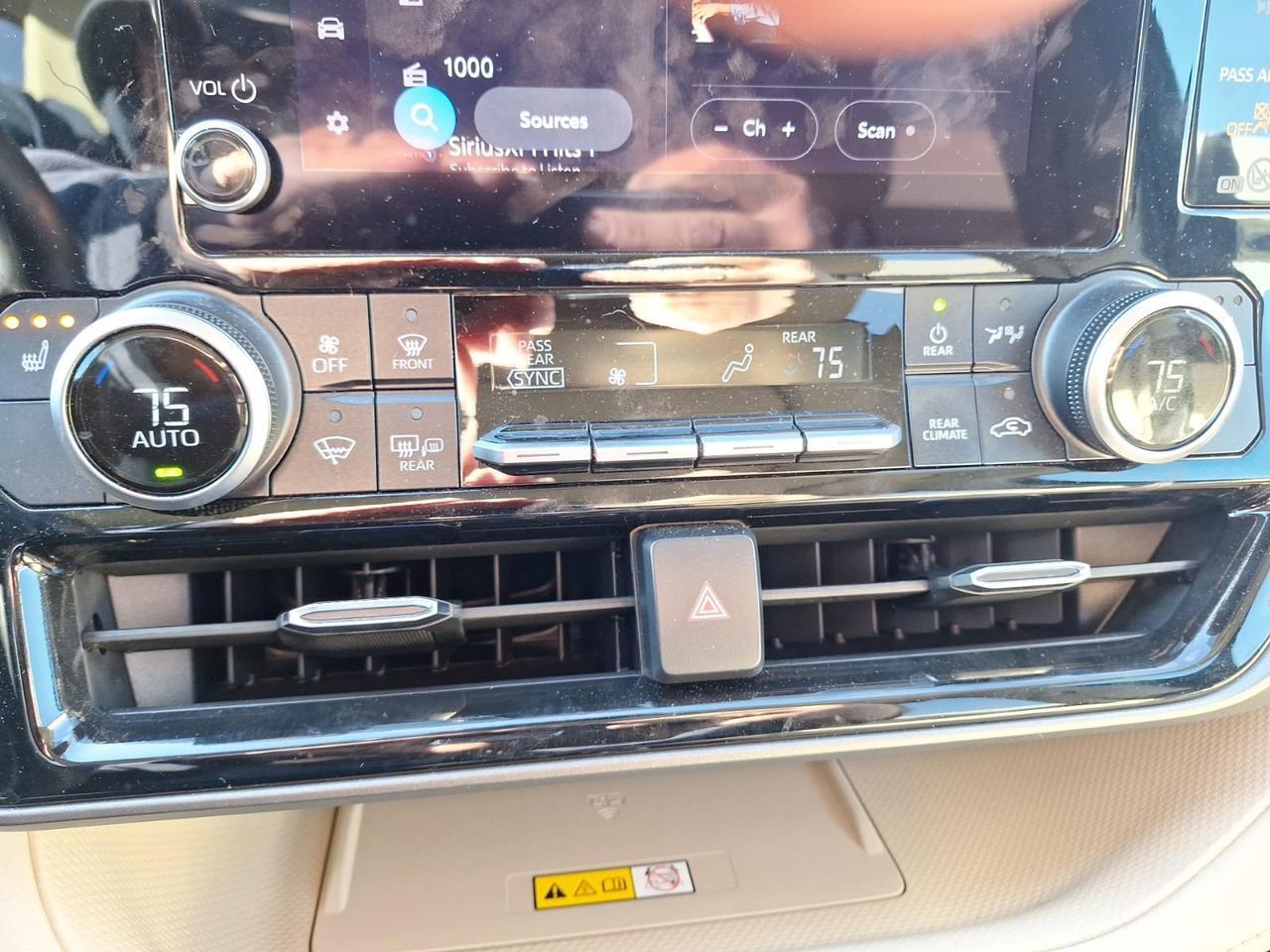 2024 Toyota Highlander LE Hurst TX