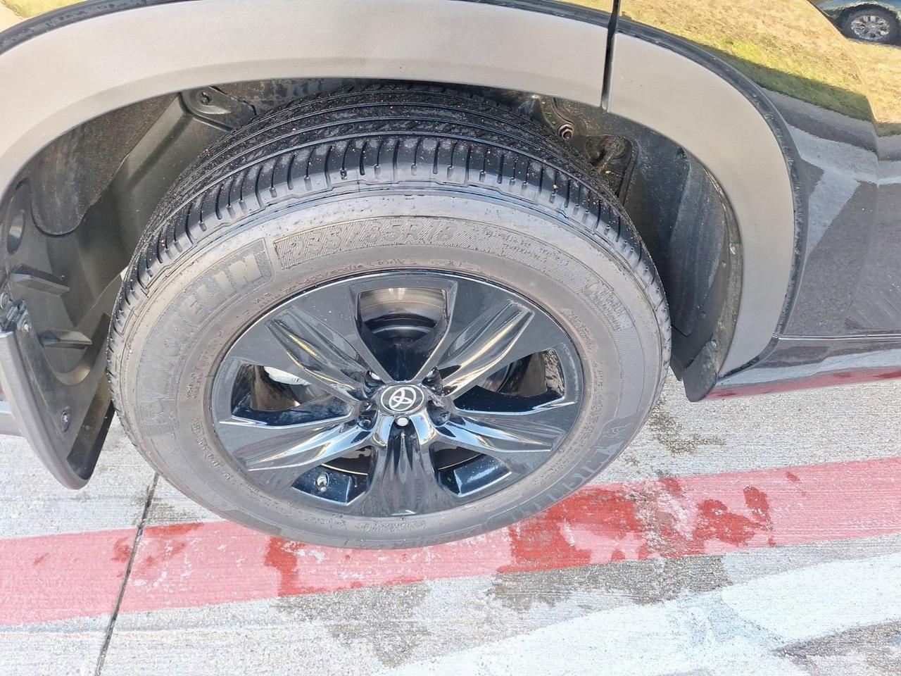 2024 Toyota Highlander LE Hurst TX