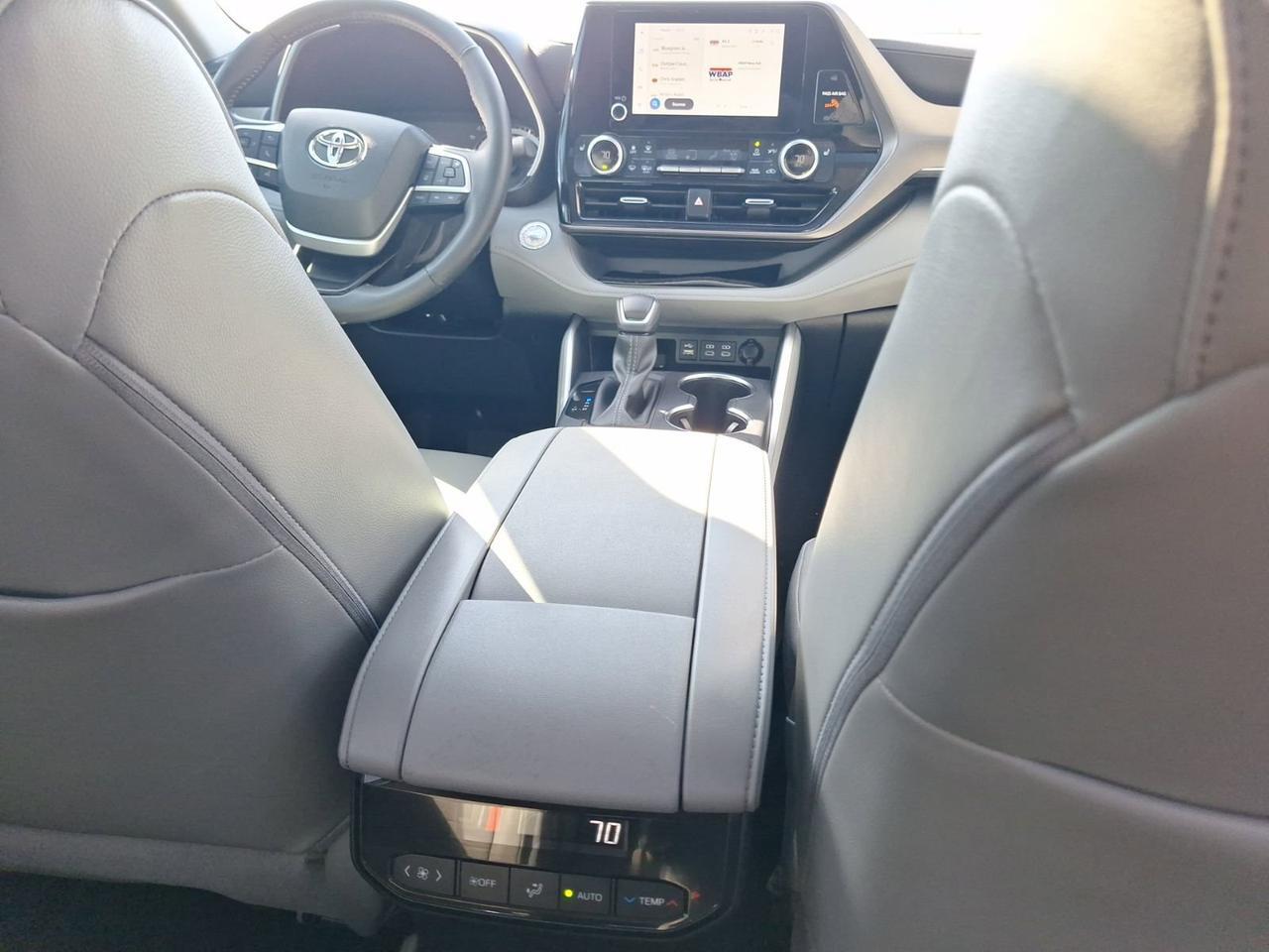 2024 Toyota Highlander LE Hurst TX