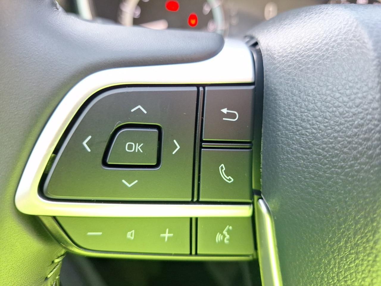 2024 Toyota Highlander LE Hurst TX