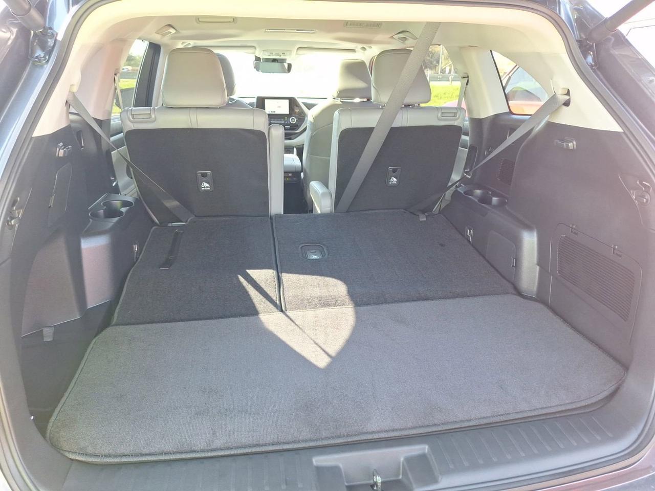 2024 Toyota Highlander LE Hurst TX