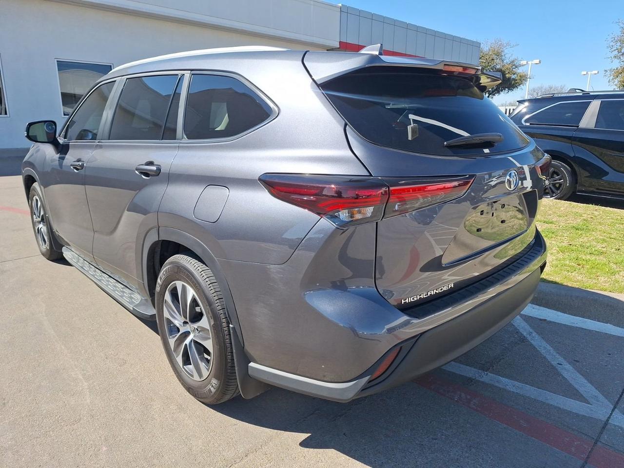 2024 Toyota Highlander LE Hurst TX
