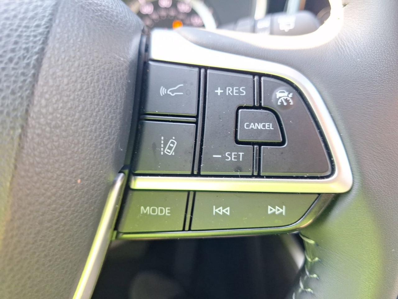 2024 Toyota Highlander LE Hurst TX