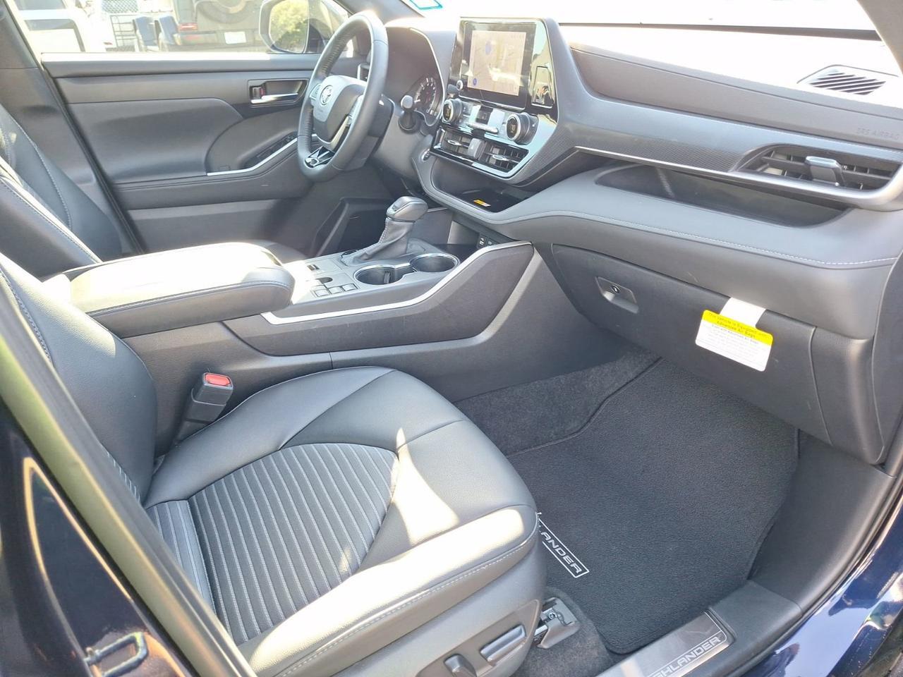 2024 Toyota Highlander LE Hurst TX