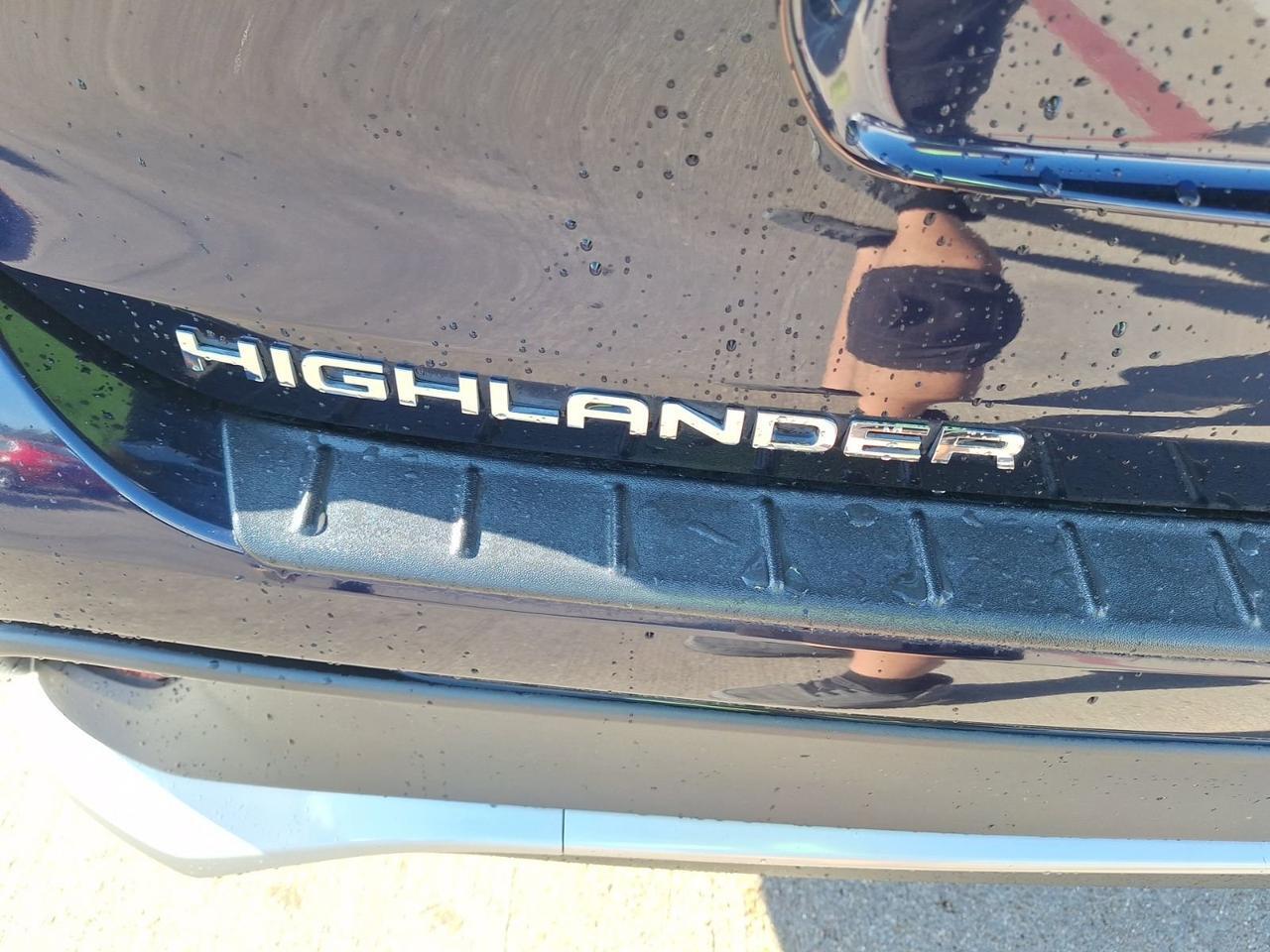 2024 Toyota Highlander LE Hurst TX