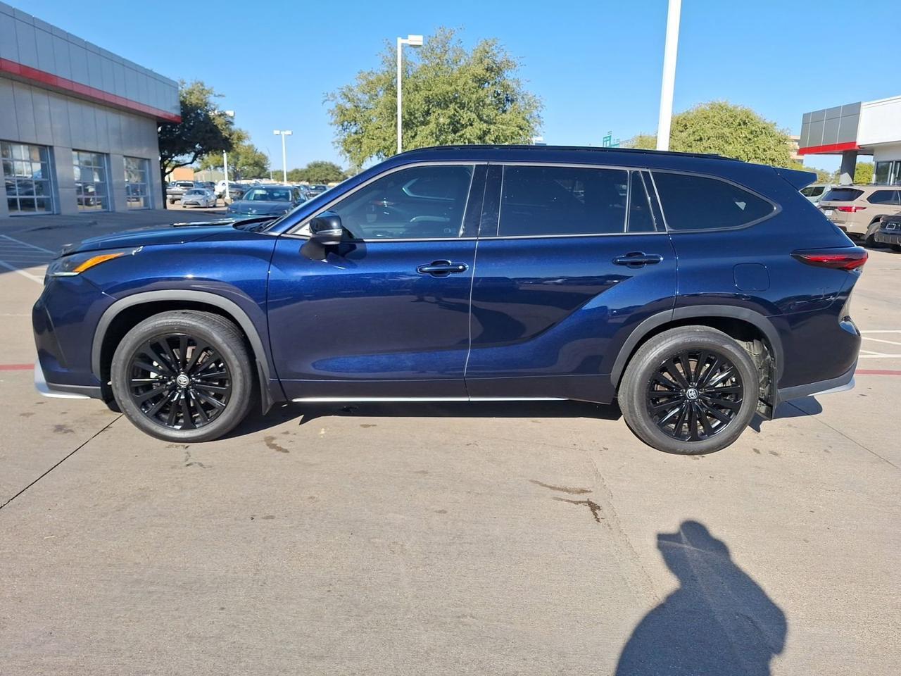 2024 Toyota Highlander LE Hurst TX