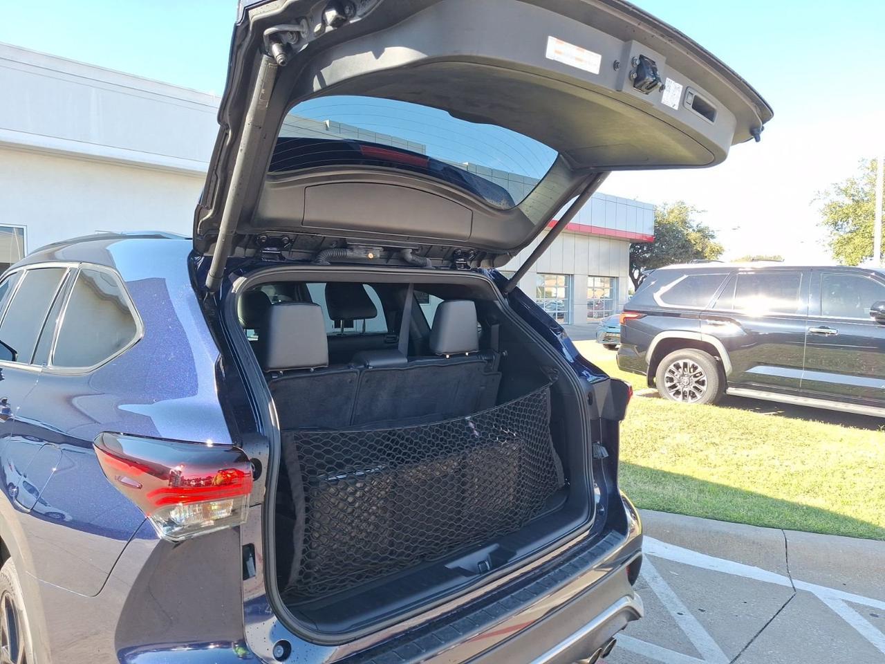 2024 Toyota Highlander LE Hurst TX