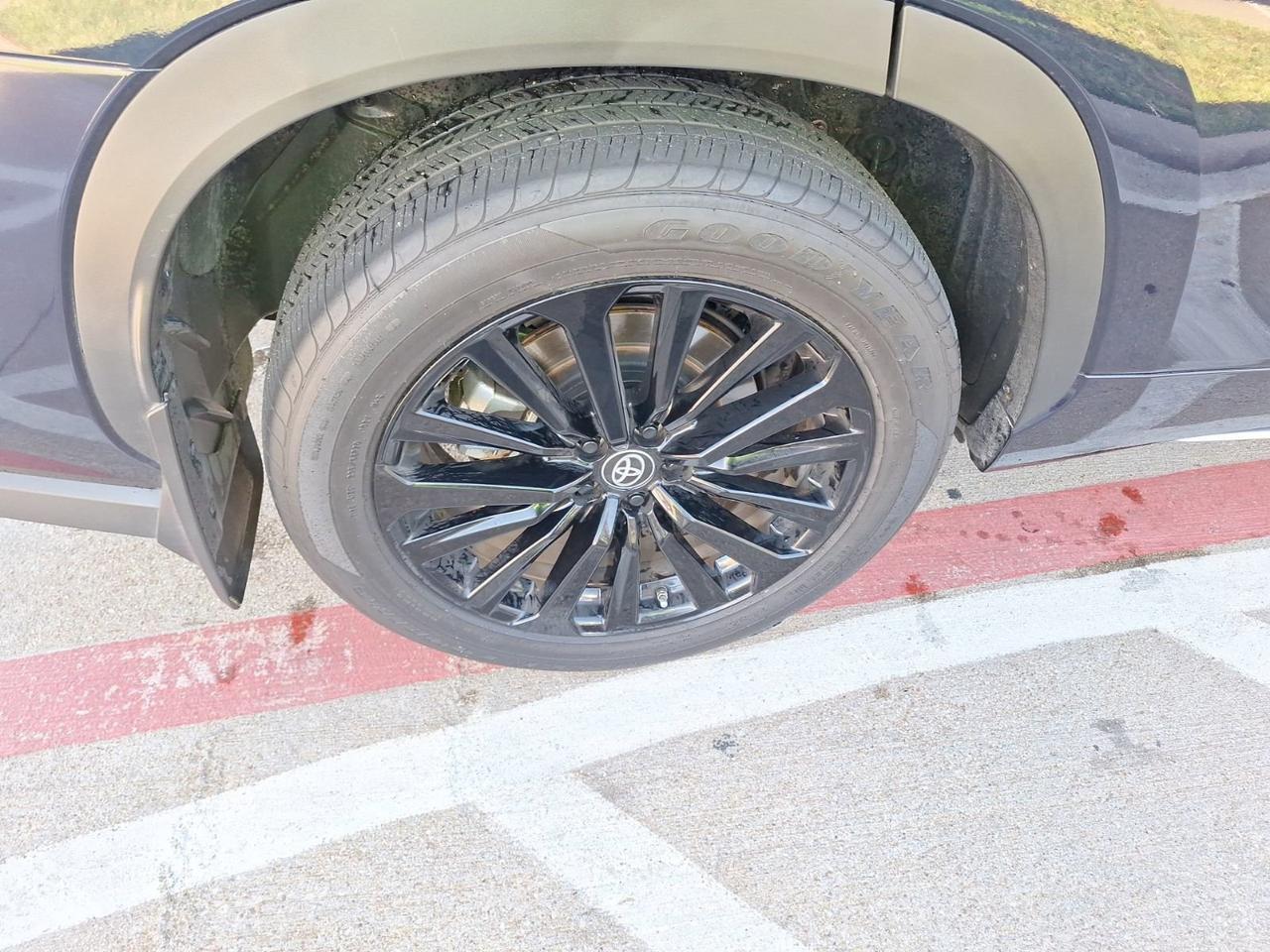 2024 Toyota Highlander LE Hurst TX