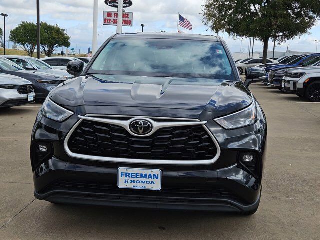 2024 Toyota Highlander LE Hurst TX