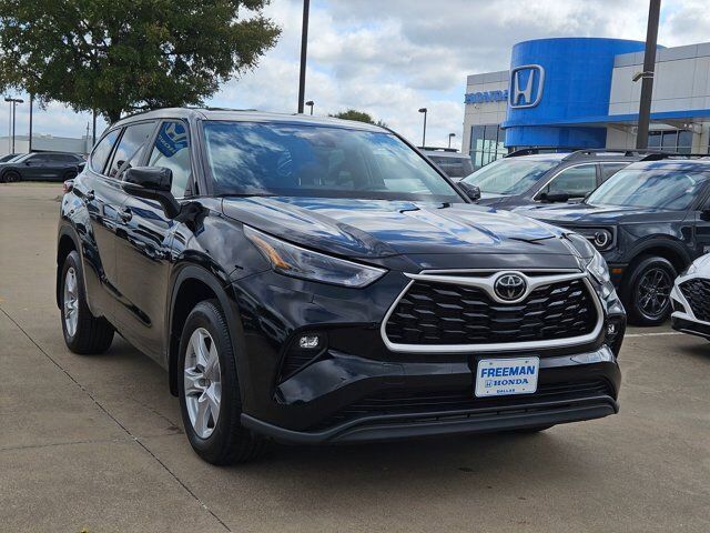 2024 Toyota Highlander LE Hurst TX