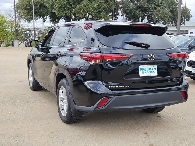 2024 Toyota Highlander LE Hurst TX