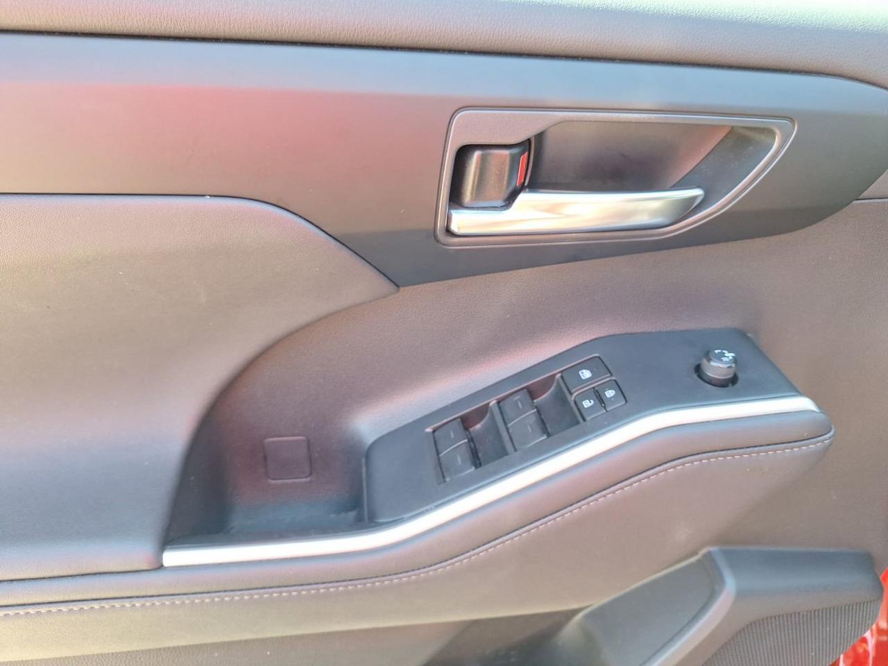 2024 Toyota Highlander LE Hurst TX