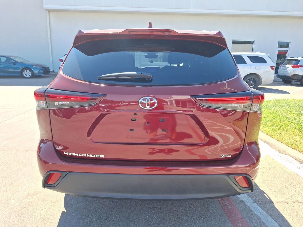 2024 Toyota Highlander LE Hurst TX