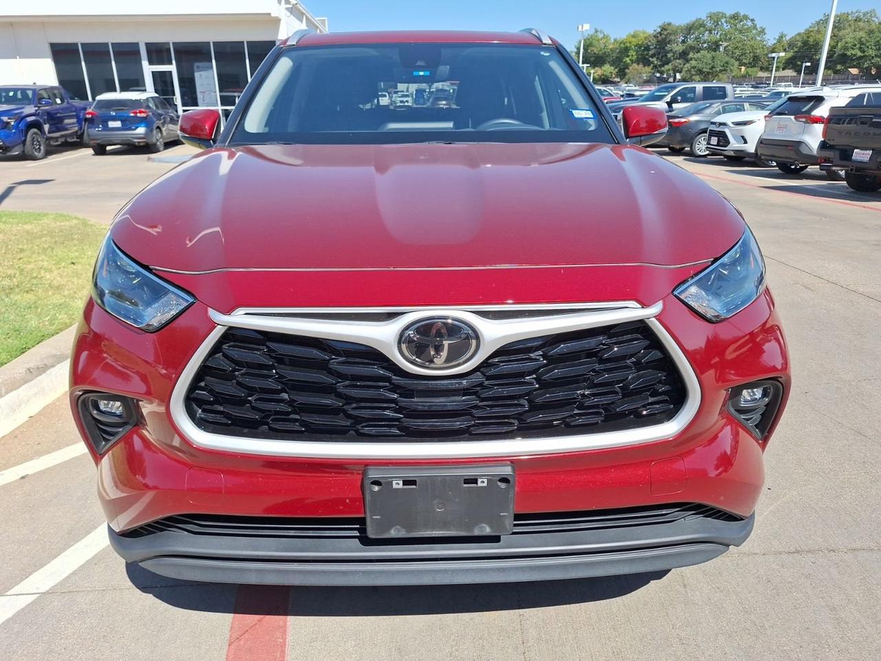2024 Toyota Highlander LE Hurst TX
