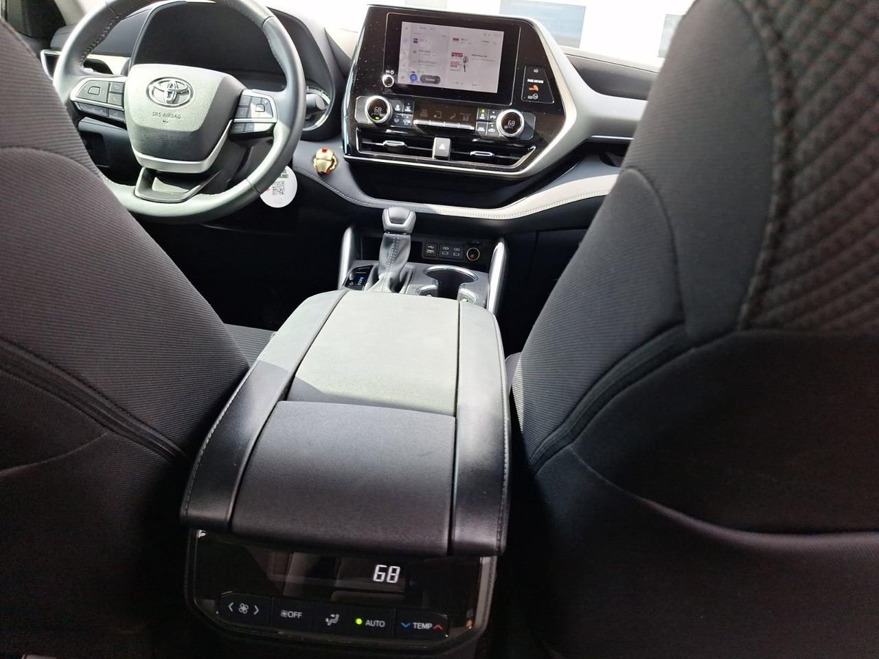 2024 Toyota Highlander LE Hurst TX