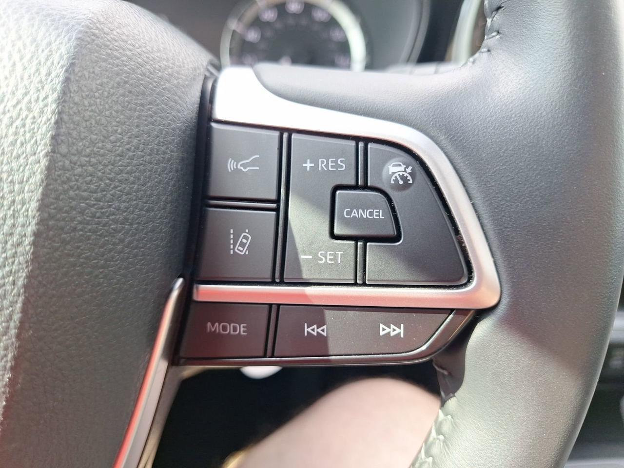 2024 Toyota Highlander LE Hurst TX