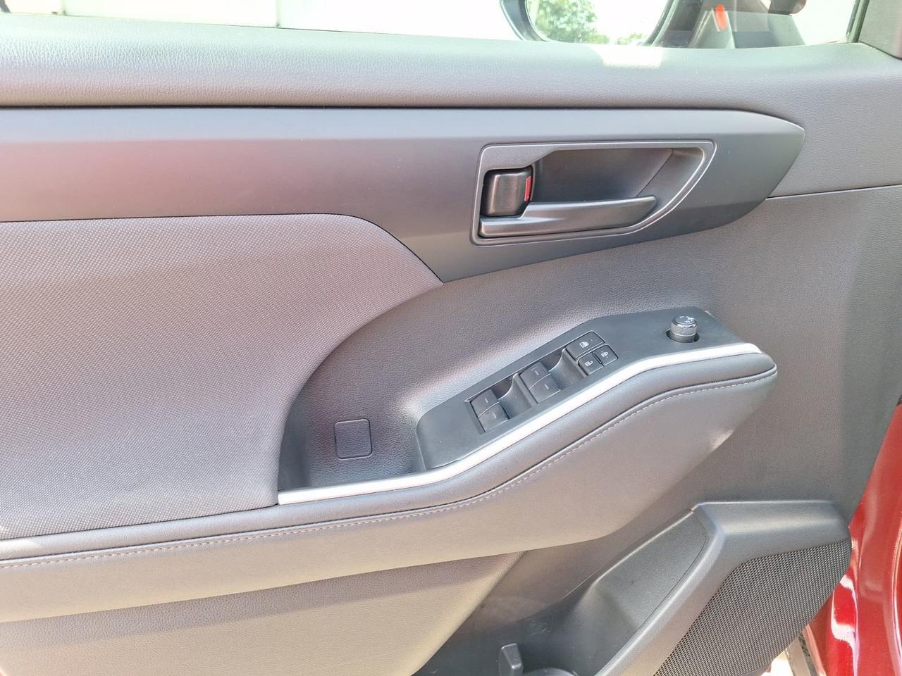 2024 Toyota Highlander LE Hurst TX