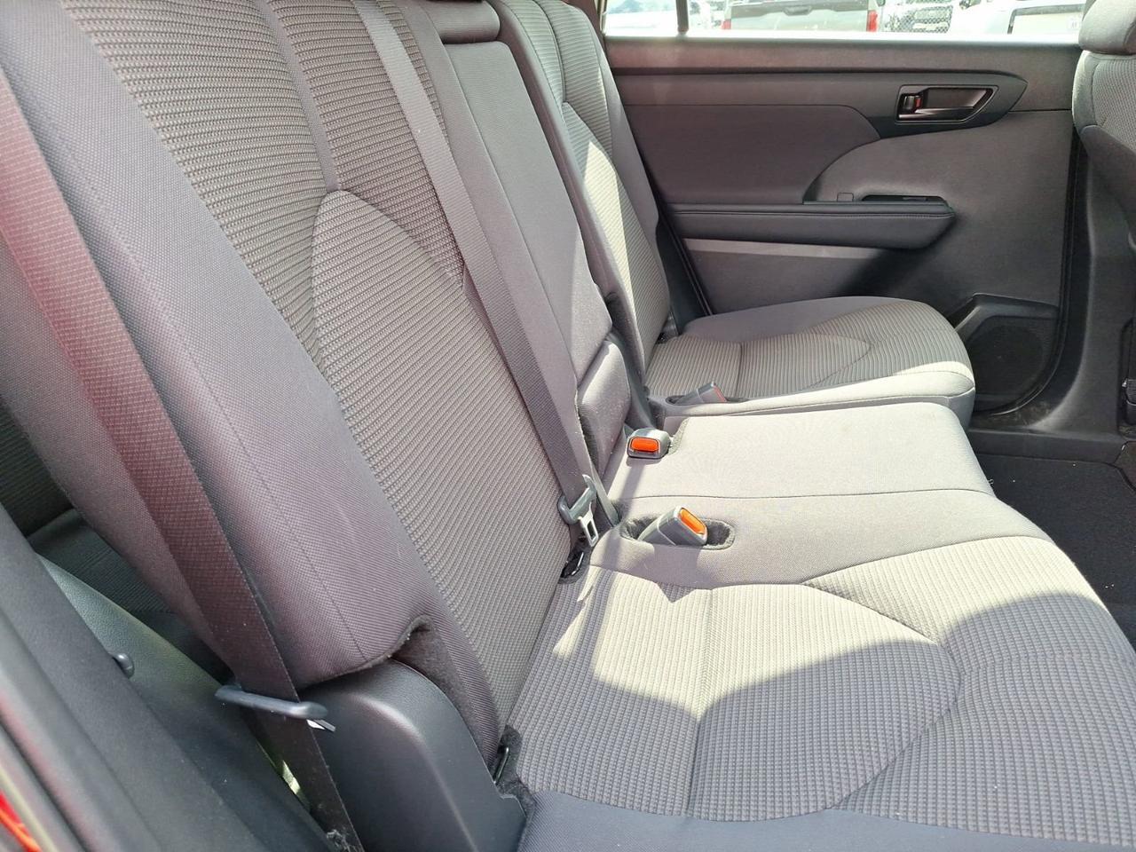 2024 Toyota Highlander LE Hurst TX