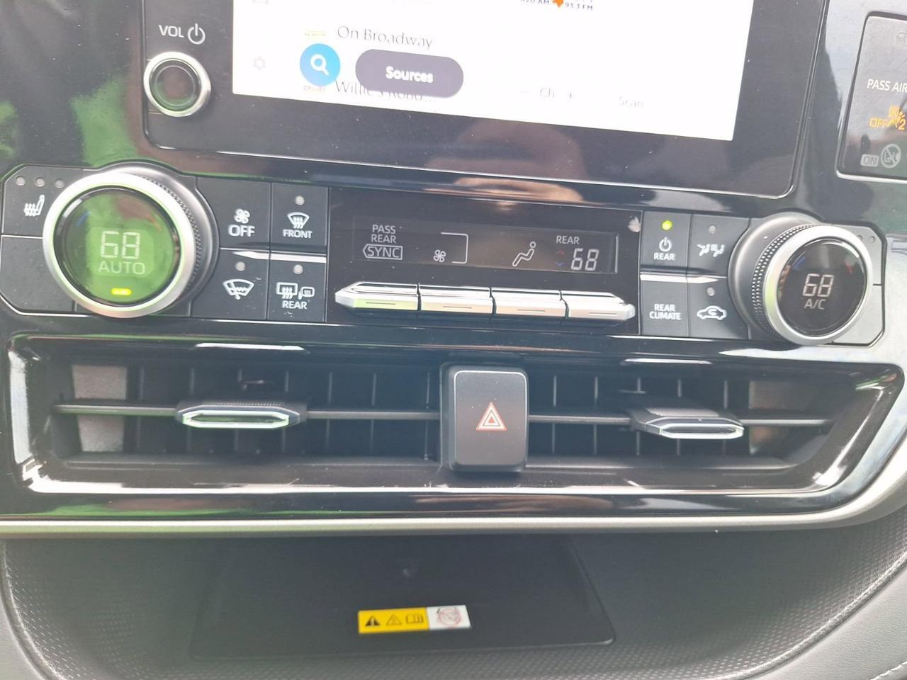 2024 Toyota Highlander LE Hurst TX