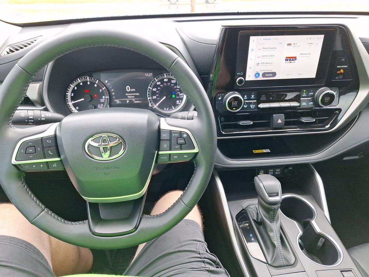 2024 Toyota Highlander LE Hurst TX