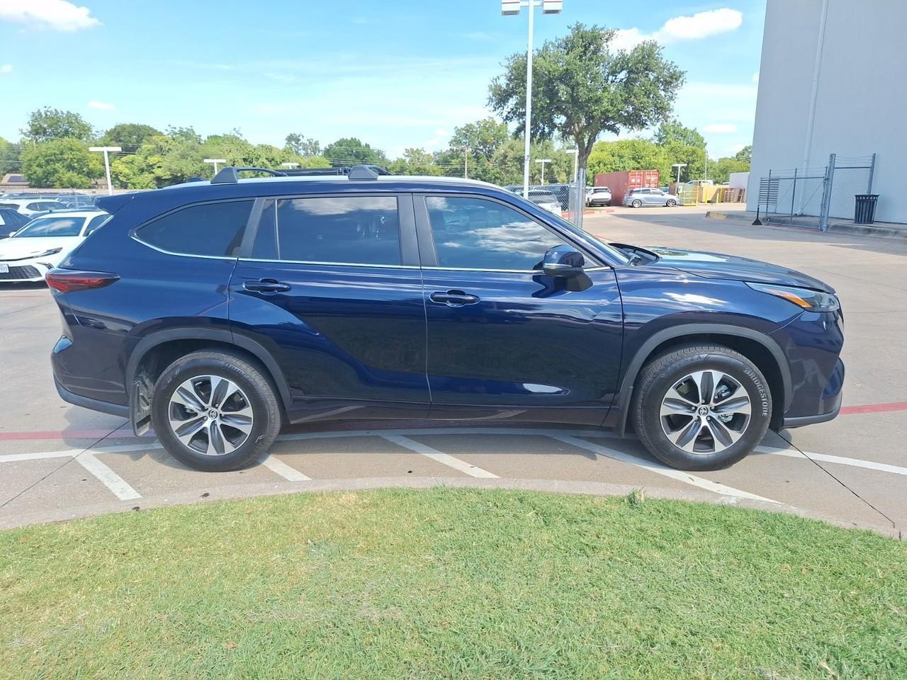 2024 Toyota Highlander LE Hurst TX