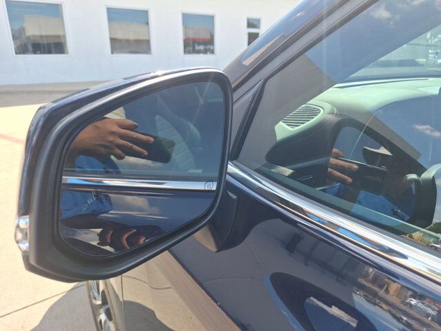 2024 Toyota Highlander LE Hurst TX
