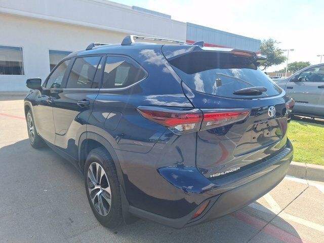 2024 Toyota Highlander LE Hurst TX
