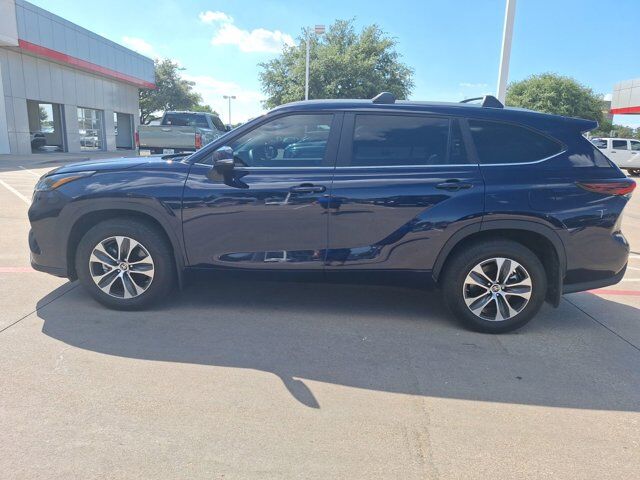 2024 Toyota Highlander LE Hurst TX