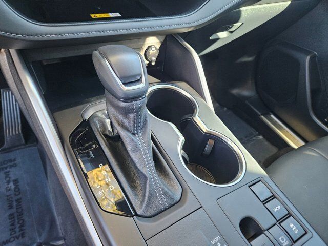 2024 Toyota Highlander LE Hurst TX