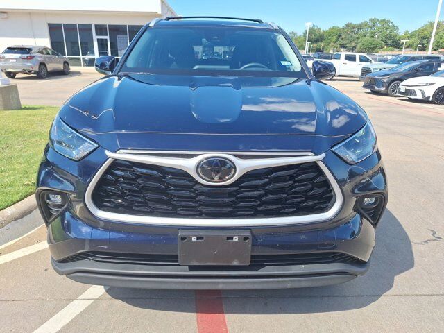2024 Toyota Highlander LE Hurst TX