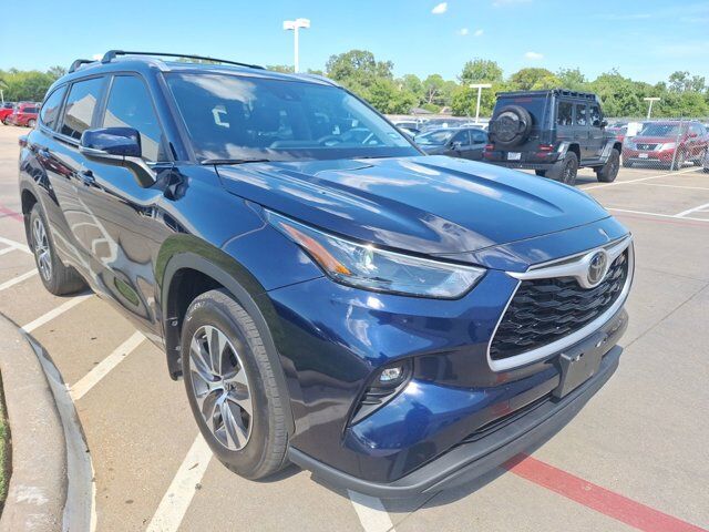 2024 Toyota Highlander LE Hurst TX