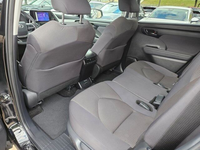 2024 Toyota Highlander LE Dallas TX