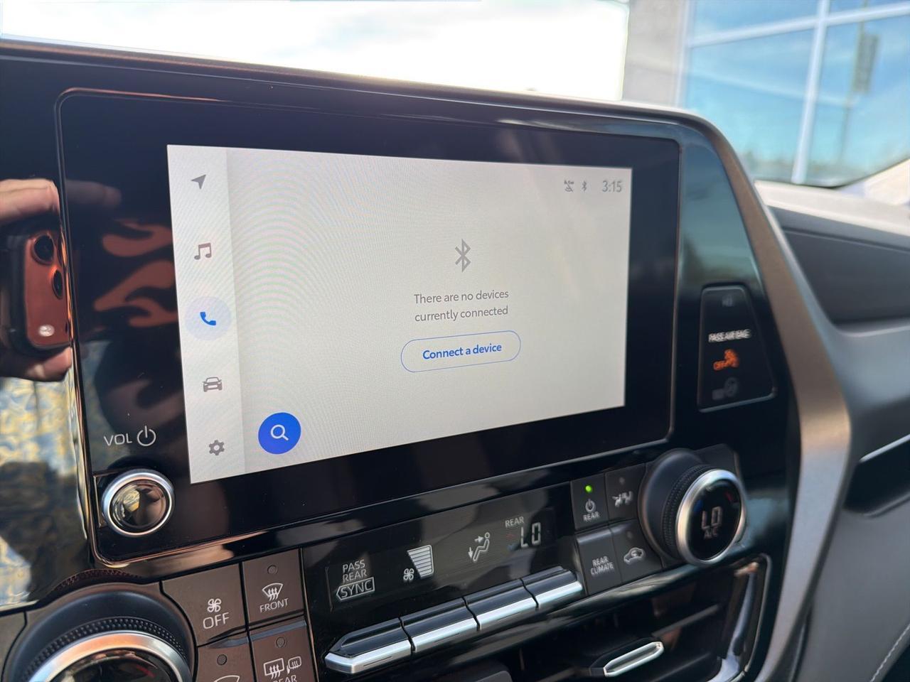 2024 Toyota Highlander LE Bend OR