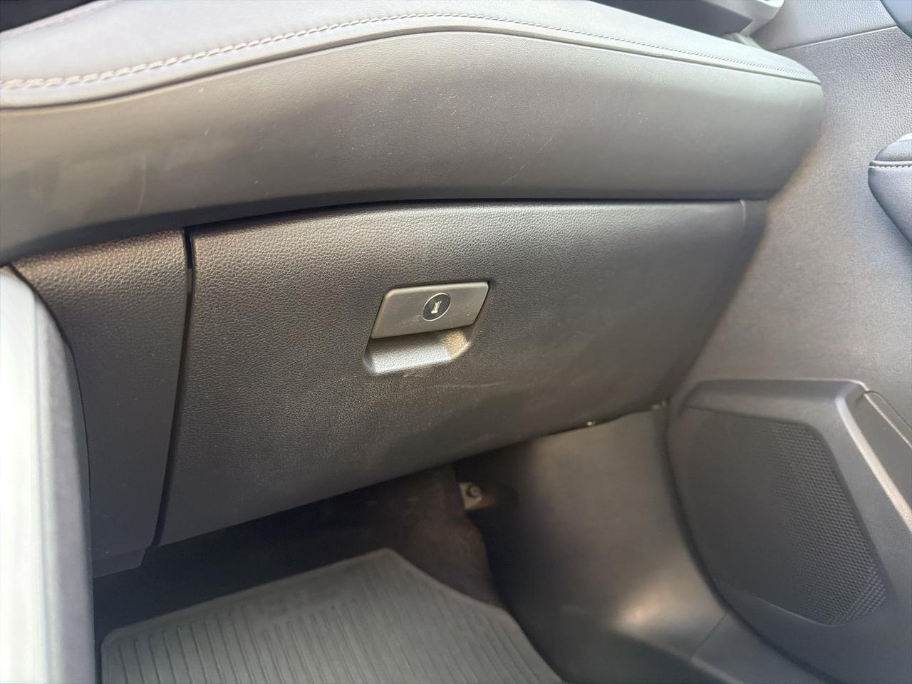 2024 Toyota Highlander LE Bend OR