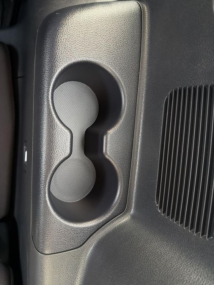 2024 Toyota Highlander LE Bend OR