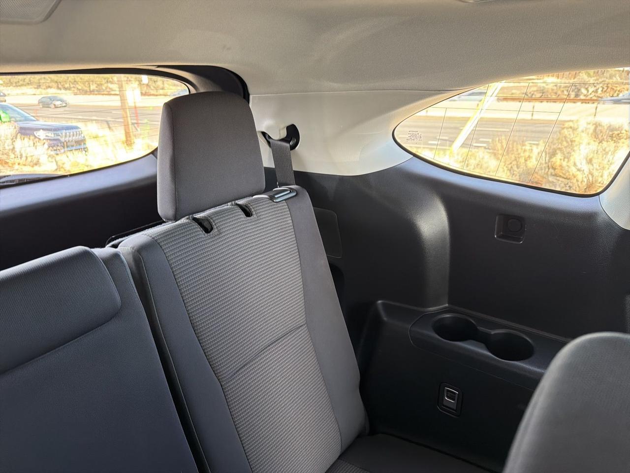 2024 Toyota Highlander LE Bend OR