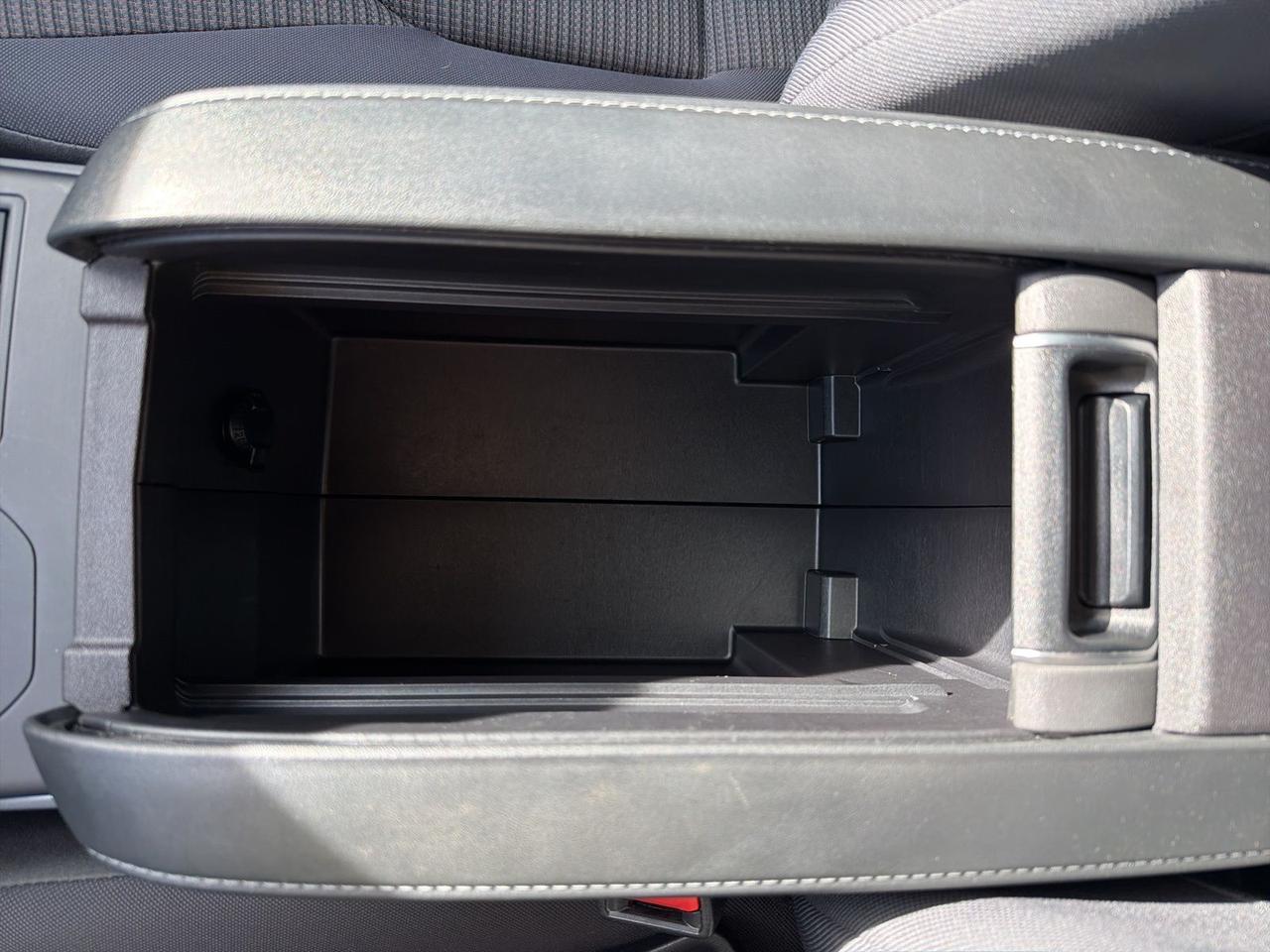 2024 Toyota Highlander LE Bend OR