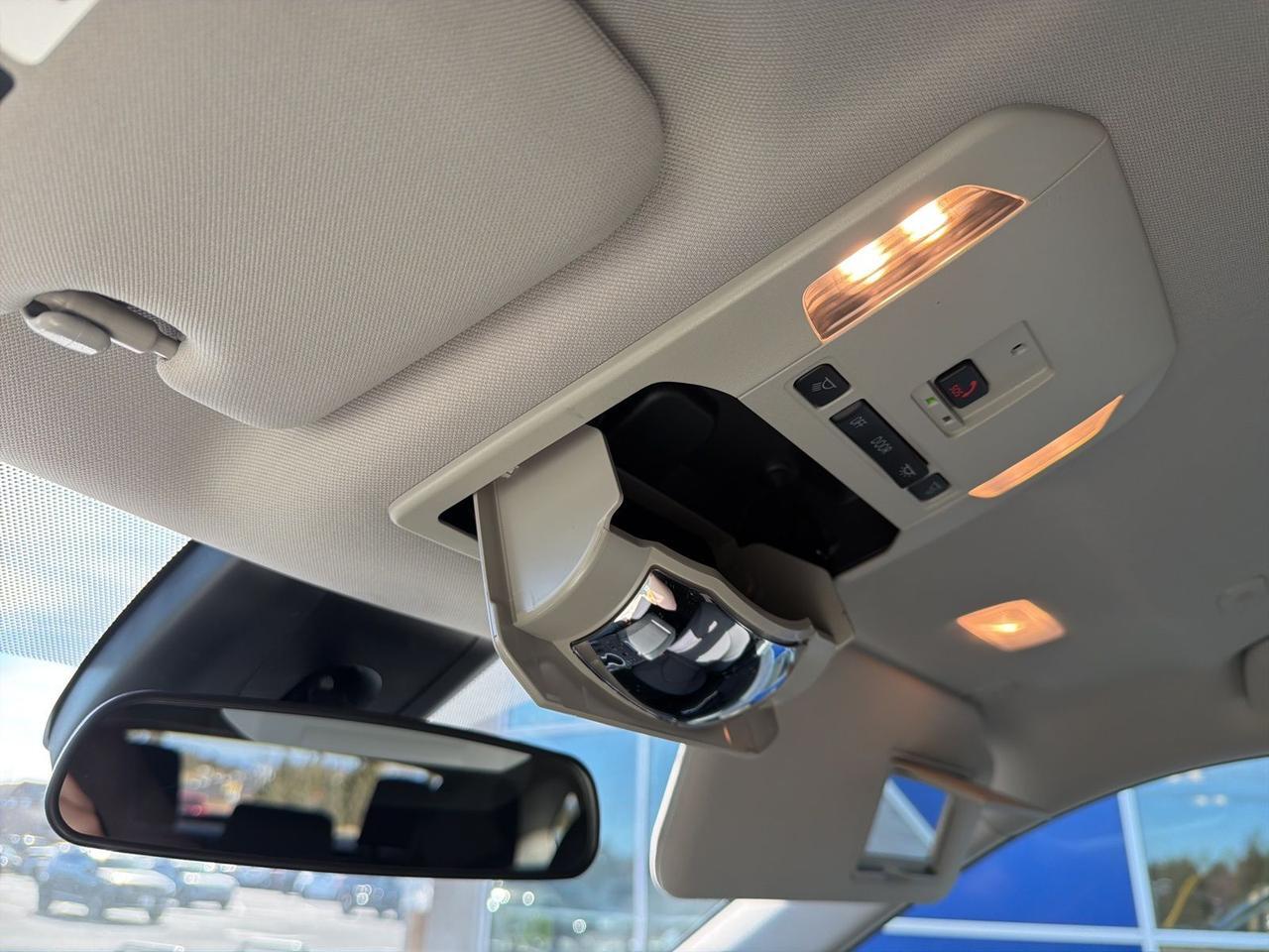 2024 Toyota Highlander LE Bend OR