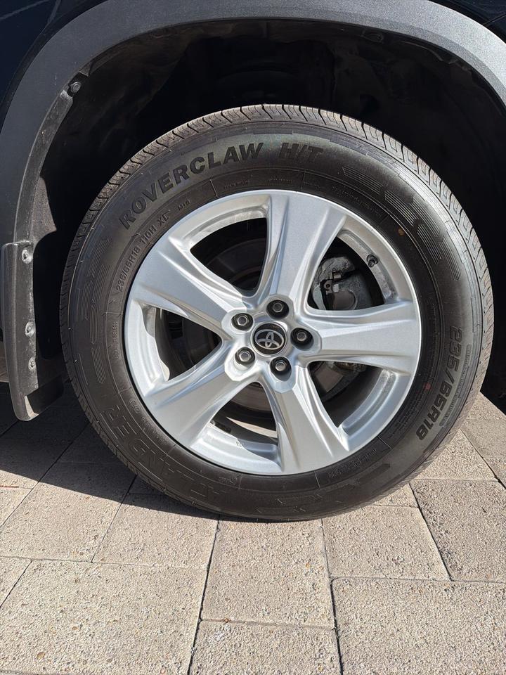 2024 Toyota Highlander LE Bend OR