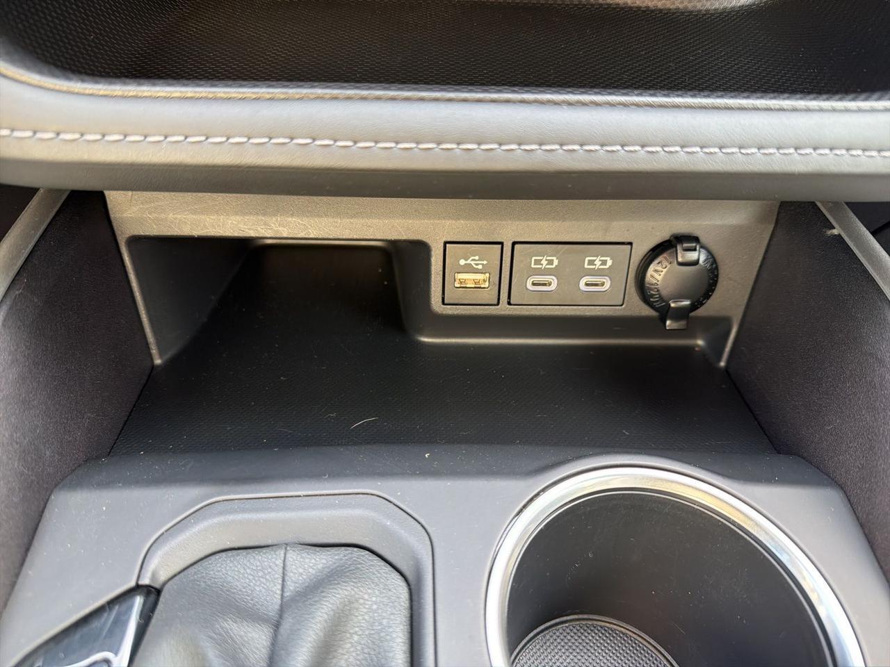 2024 Toyota Highlander LE Bend OR