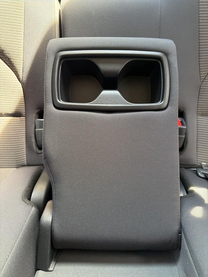 2024 Toyota Highlander LE Bend OR