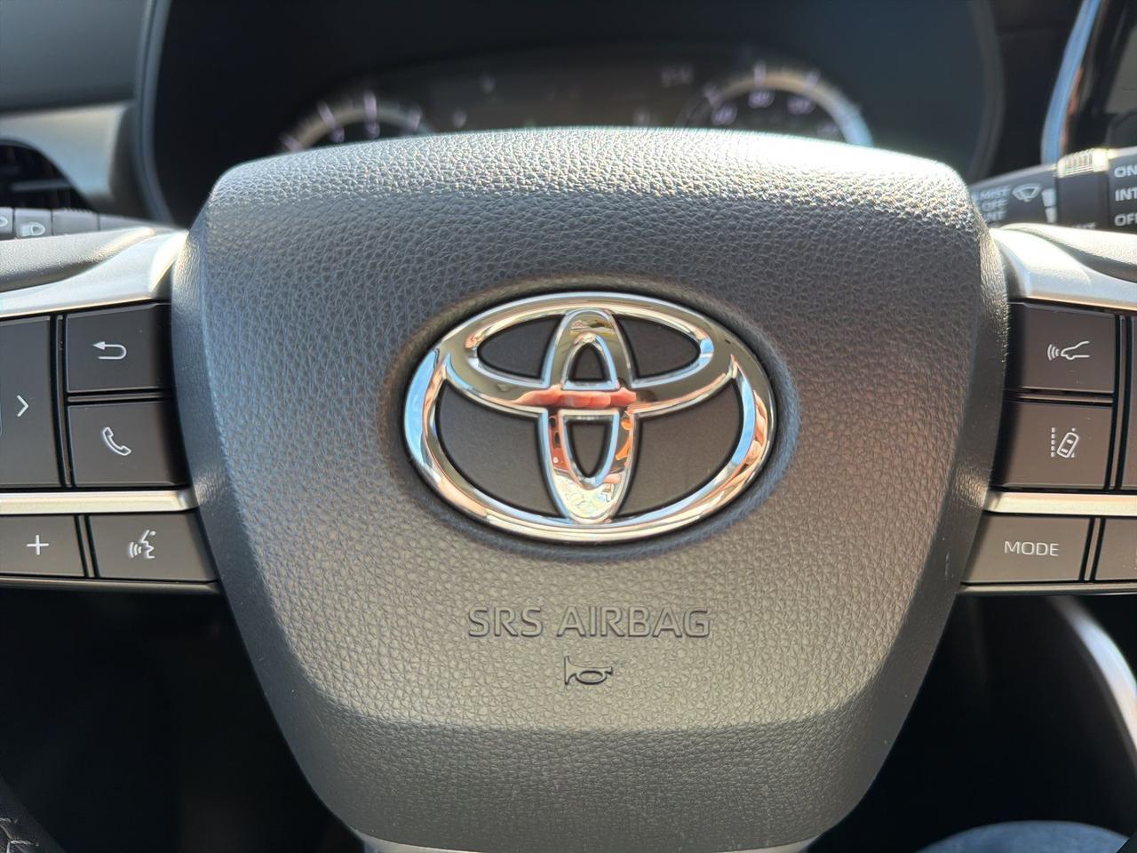 2024 Toyota Highlander LE Bend OR