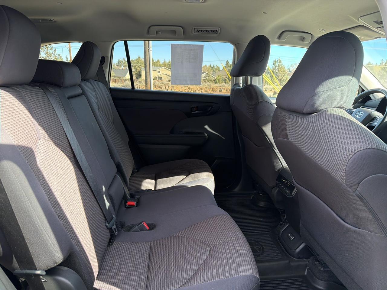 2024 Toyota Highlander LE Bend OR